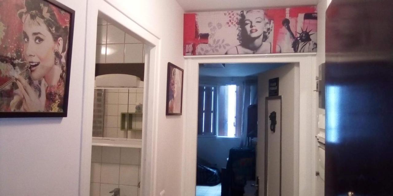 Studio Pigalle De 25 M2 - 2 Lits Simples Type Gigogne Pour 2 Personnes - Coeur Touristique De Paris - 2 Minutes De La Station Metro Pigalle ,Petit Train Vers La Butte Montmartre-Cabarets Moulin Rouge,Chez Michou-Restaurants Bouillon Pigalle,Berliner Exterior foto