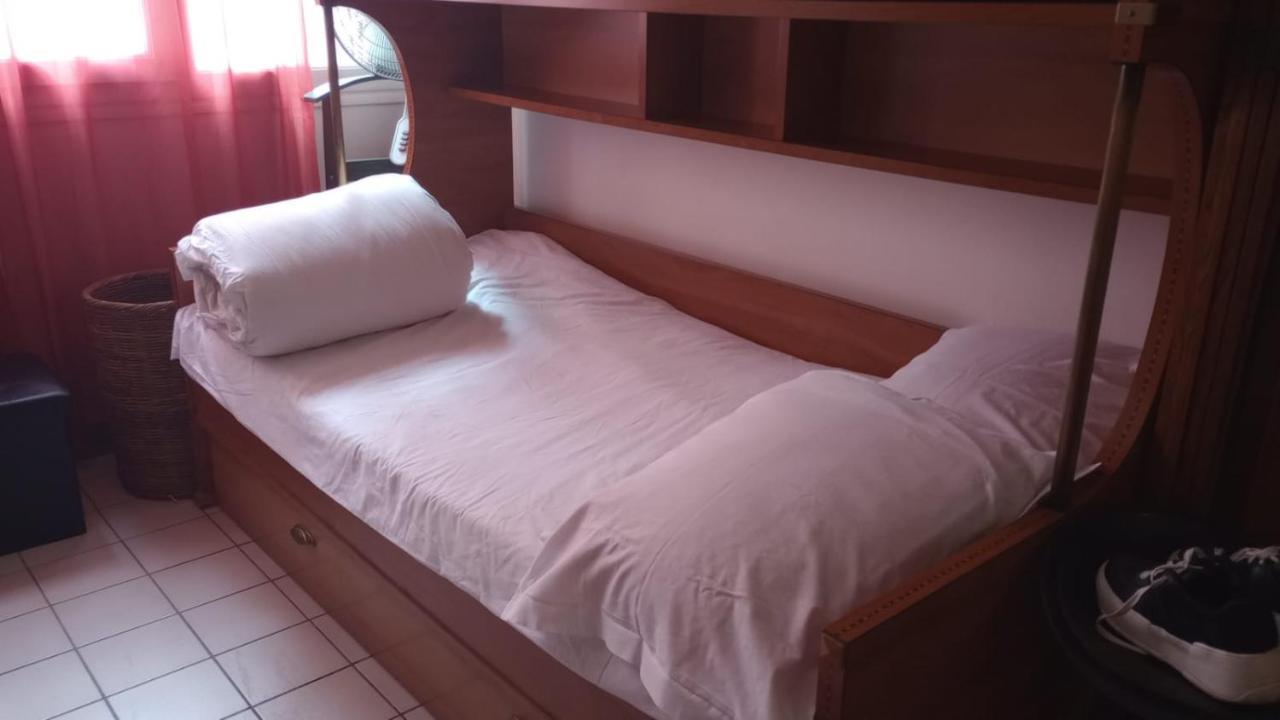 Studio Pigalle De 25 M2 - 2 Lits Simples Type Gigogne Pour 2 Personnes - Coeur Touristique De Paris - 2 Minutes De La Station Metro Pigalle ,Petit Train Vers La Butte Montmartre-Cabarets Moulin Rouge,Chez Michou-Restaurants Bouillon Pigalle,Berliner Exterior foto