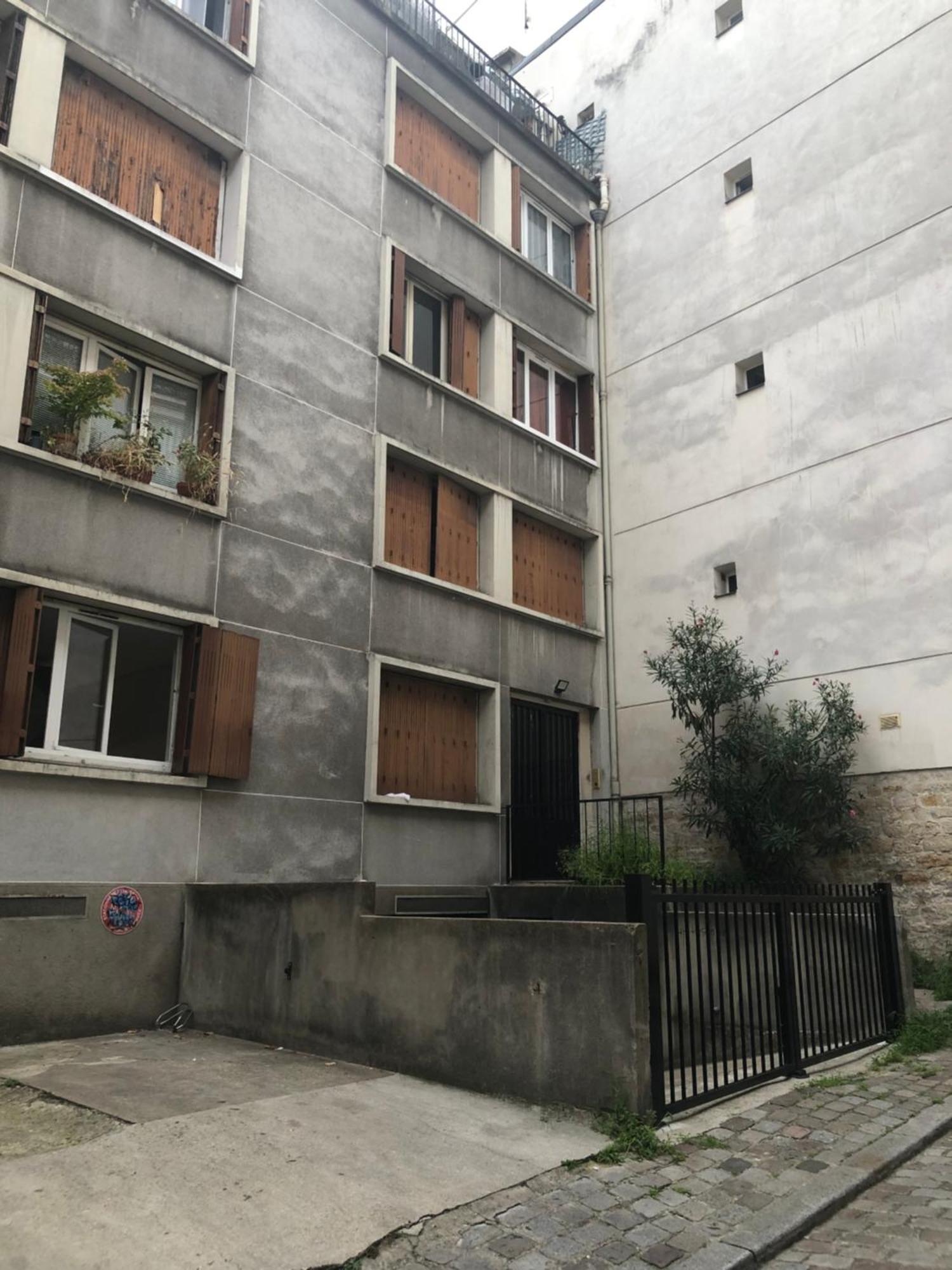 Studio Pigalle De 25 M2 - 2 Lits Simples Type Gigogne Pour 2 Personnes - Coeur Touristique De Paris - 2 Minutes De La Station Metro Pigalle ,Petit Train Vers La Butte Montmartre-Cabarets Moulin Rouge,Chez Michou-Restaurants Bouillon Pigalle,Berliner Exterior foto
