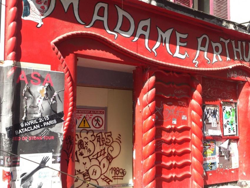 Studio Pigalle De 25 M2 - 2 Lits Simples Type Gigogne Pour 2 Personnes - Coeur Touristique De Paris - 2 Minutes De La Station Metro Pigalle ,Petit Train Vers La Butte Montmartre-Cabarets Moulin Rouge,Chez Michou-Restaurants Bouillon Pigalle,Berliner Exterior foto
