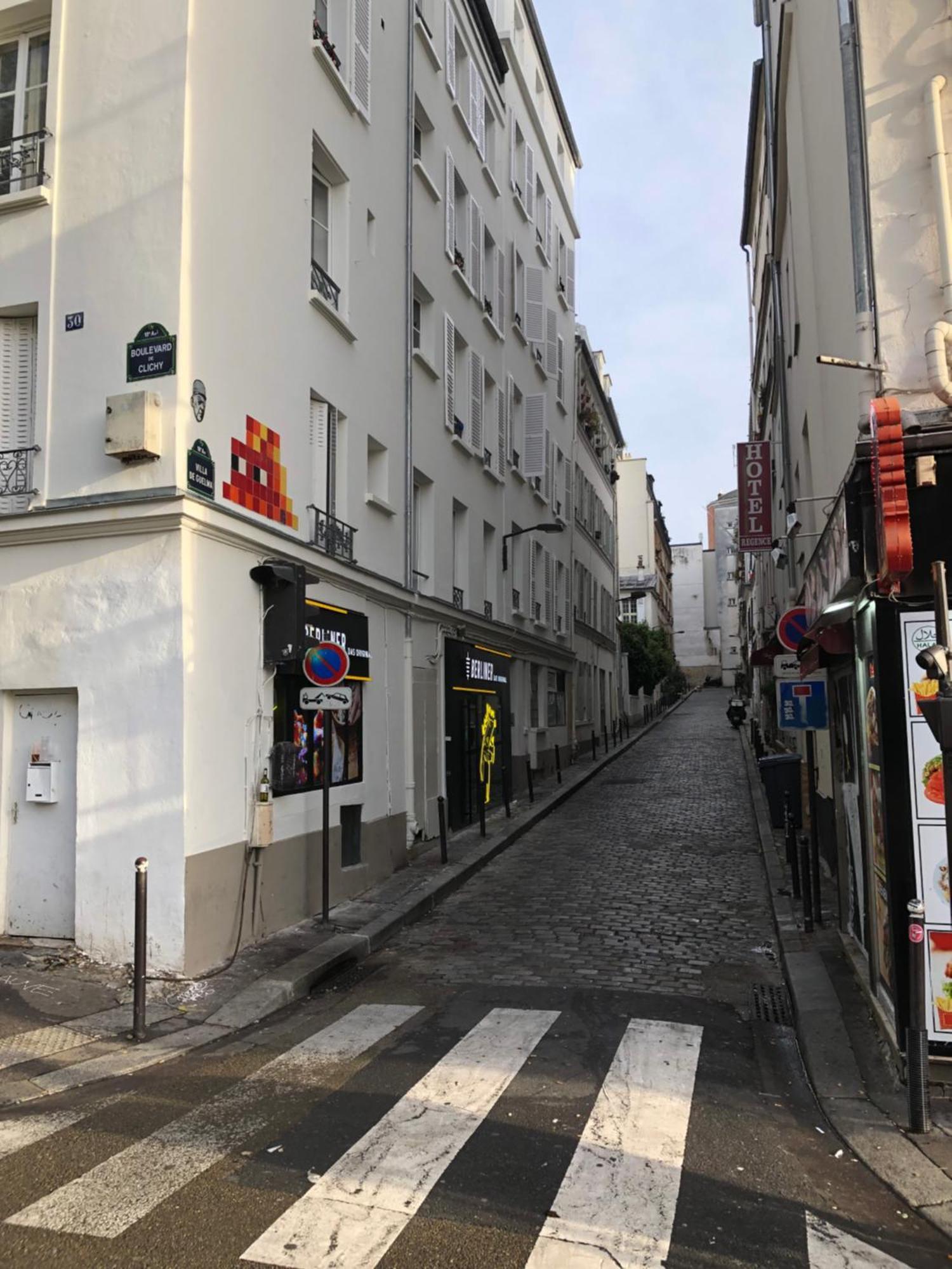 Studio Pigalle De 25 M2 - 2 Lits Simples Type Gigogne Pour 2 Personnes - Coeur Touristique De Paris - 2 Minutes De La Station Metro Pigalle ,Petit Train Vers La Butte Montmartre-Cabarets Moulin Rouge,Chez Michou-Restaurants Bouillon Pigalle,Berliner Exterior foto